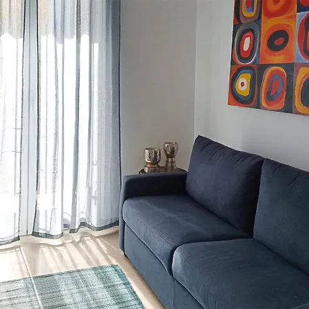 Apartament In With Wifi *