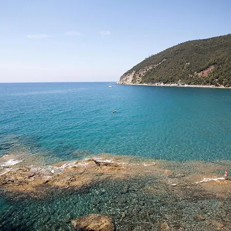 In With Wifi Апартаменты Монелья