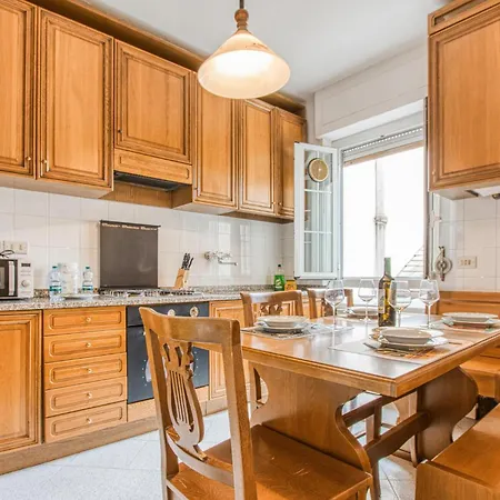2 Bedroom Awesome In * Moneglia