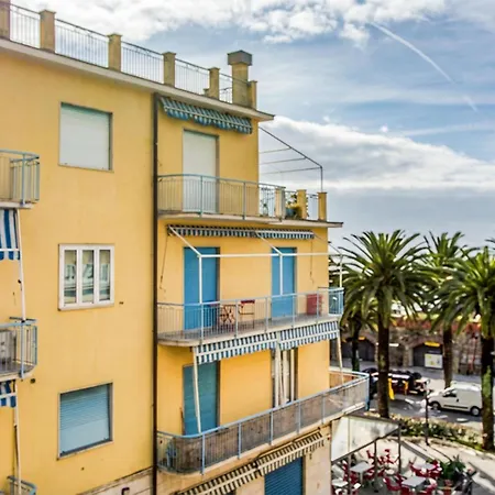 Appartamento 2 Bedroom Awesome In