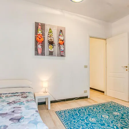 Apartamento 2 Bedroom Awesome In